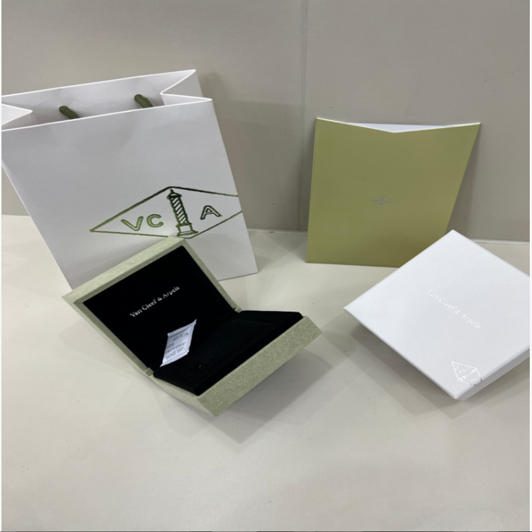 Gift box - VCA